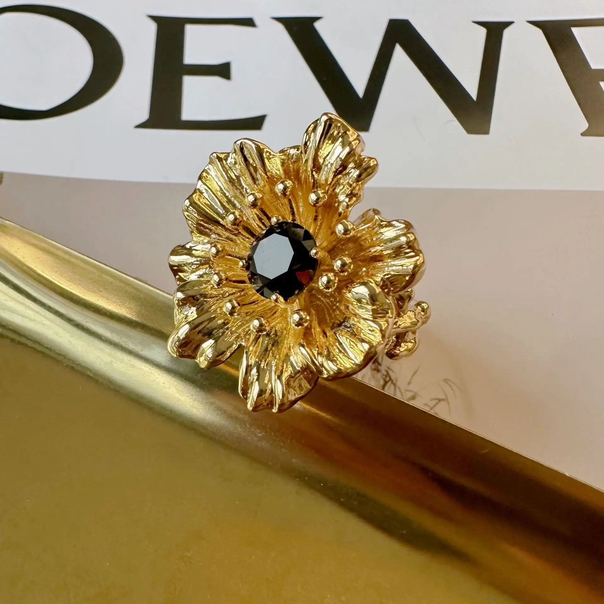 Handcarved Flower Set with Tea Treasure Open Ring for Women