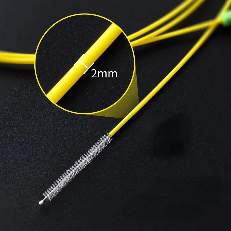 Рисунок 4 - Щетка для очистки дренажа автомобиля