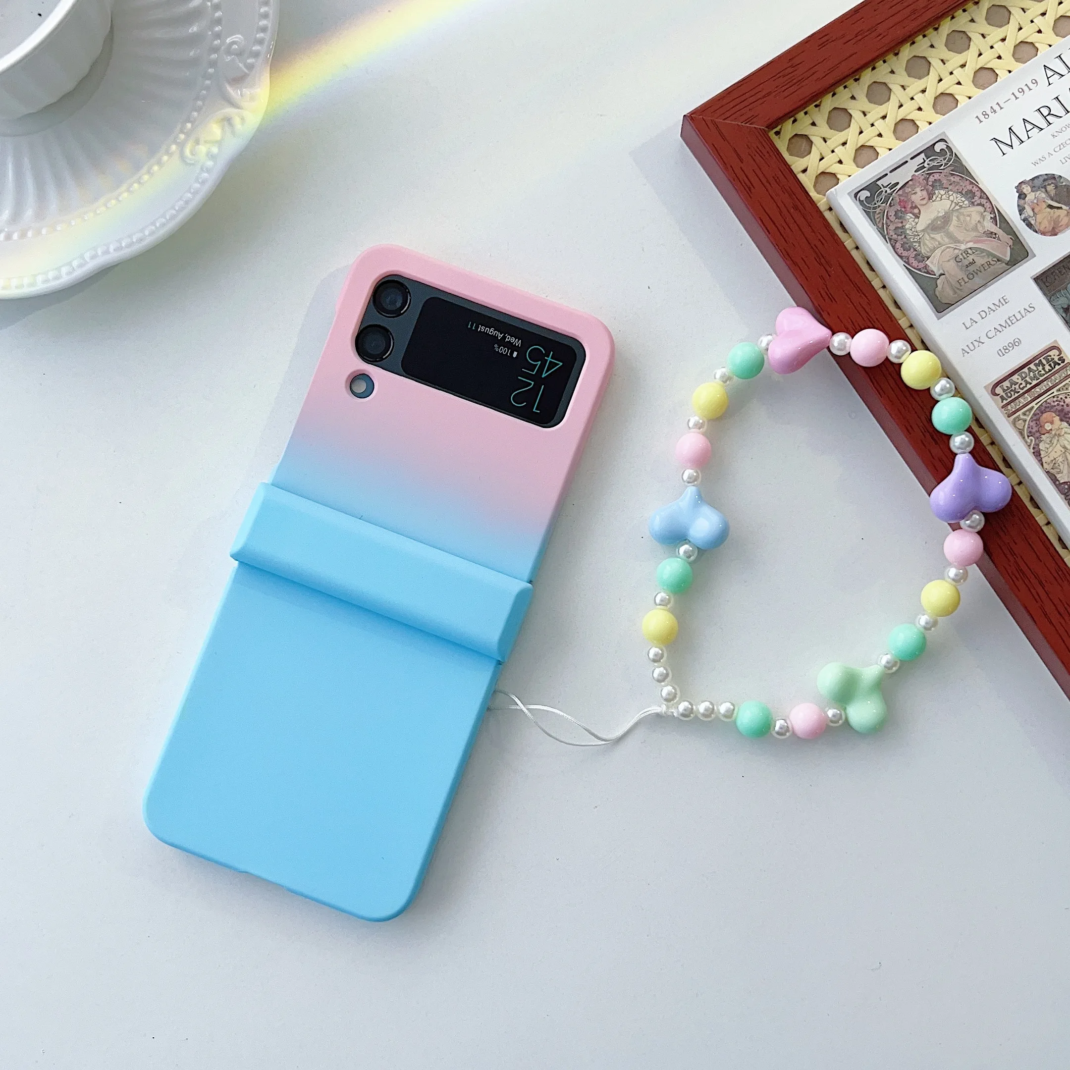 

For Samsung Galaxy Z Flip 4 3 Case Gradient Skin-friendly Feel With Bracelet Shockproof Hard Back Protection Cover Accessories