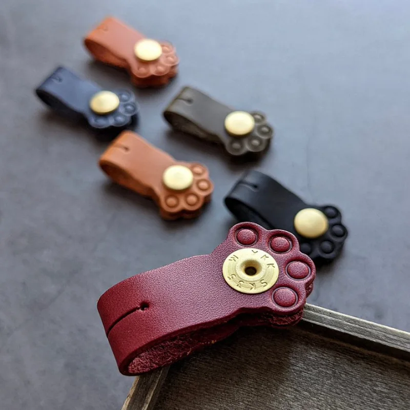 PU 가죽 이어폰 클립, 카와이 케이블 정리 도구, 고양이 발 케이블 와인더, USB 충전기, 데이터 라인 케이블 보호기, 책..