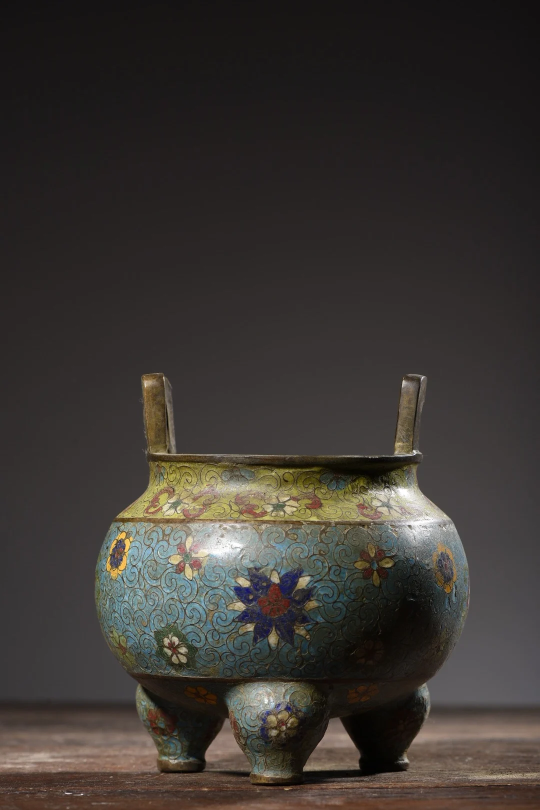 

6"Tibetan Temple Collection Old Purple Bronze Cloisonne rich flowers binaural three-legged fat cauldron incense burner