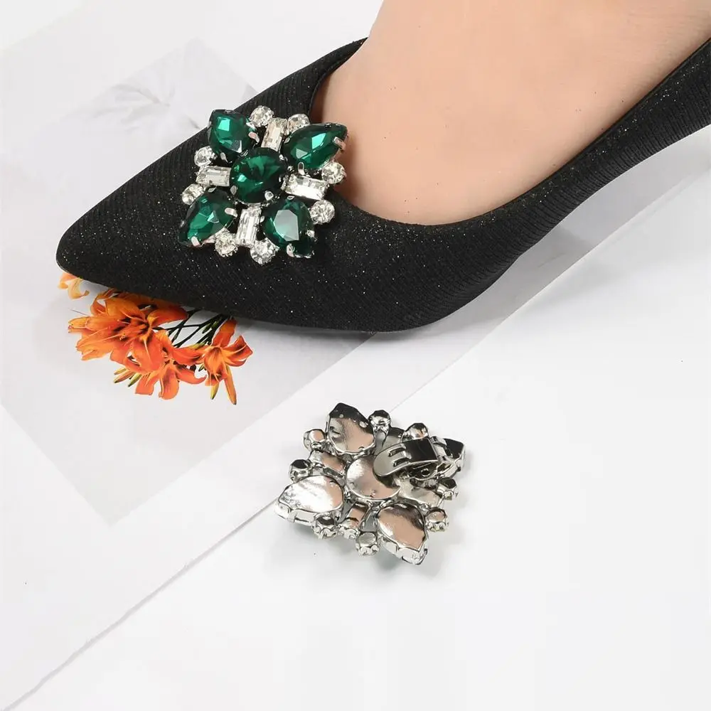 Glänzende Metall-Schuhclips, modische Strasssteine, abnehmbare Charm-Schnalle, Kristall-Brautschuhe, Dekoration, hoher Absatz – Detail 5