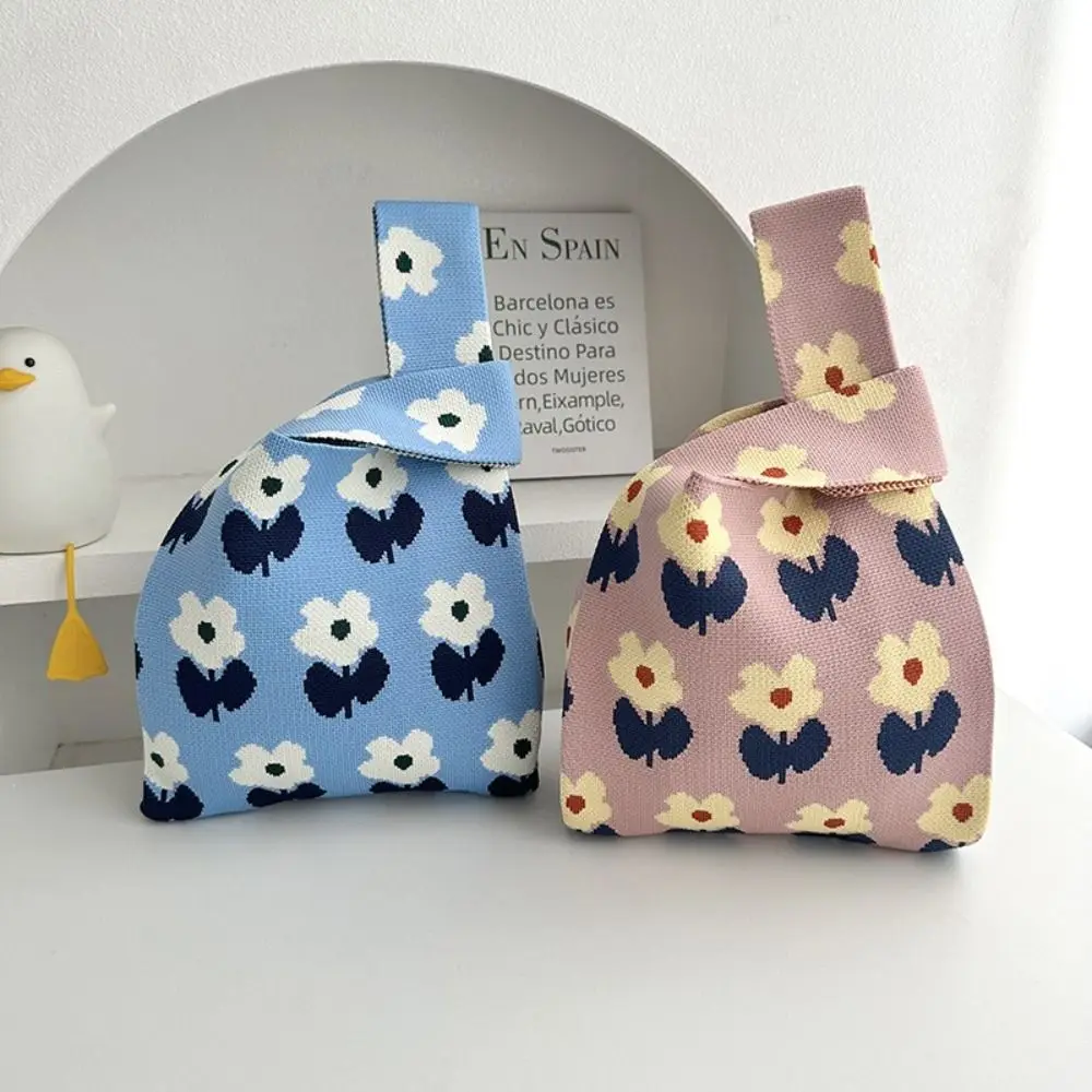 

Cartoon Spring Flower Handbag Handmade High-capacity Knit Knot Wrist Bag Cute Tote Bag Women