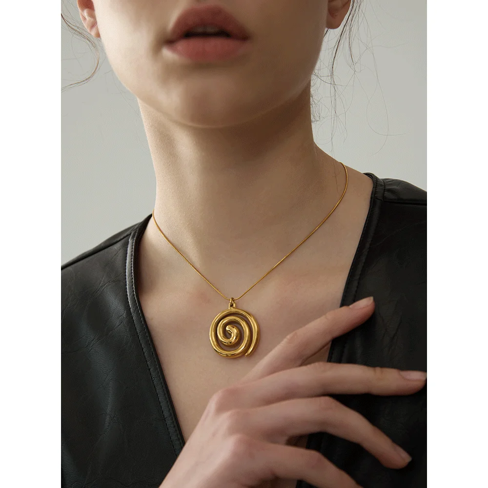Yhpup Necklace 18K PVD Plated Waterproof