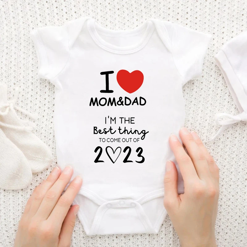 

I Love Mom & Dad Cute Baby Boy Girl Clothes 2023 Best Thing Infant Onesie Fashion Cotton Summer Newborn Bodysuits Graphic Tops