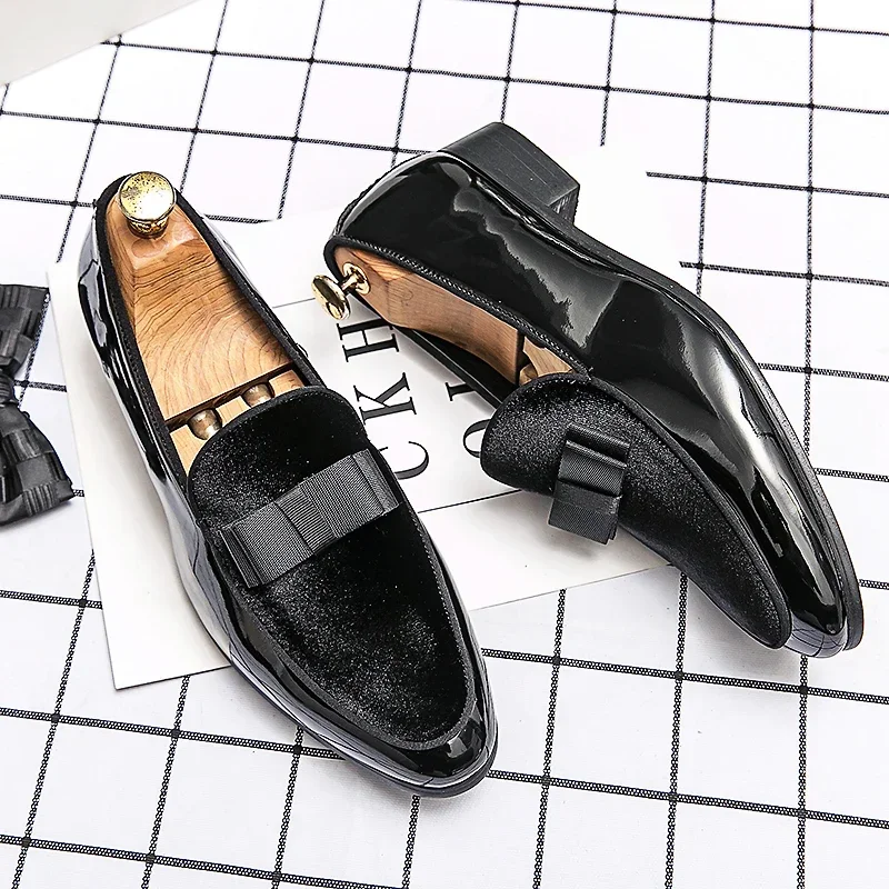 New Luxury Men Casual Loafers Fashion Decoration Suede Driving Shoes Business Formal Dress Dress Groom Footwear Zapatos Hombre
