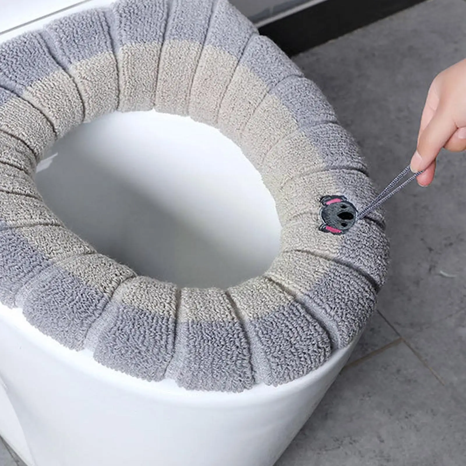 Winter Warm Toilet Seat Cover Mat Bathroom Toilet Pad Seat With Washable Closestool Soft Handle Thicker Warmer Cushion Toil E6C2