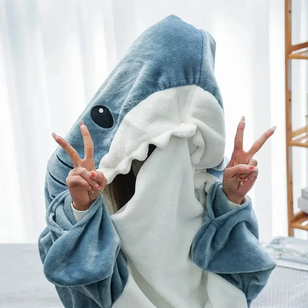 Cartoon Shark Sleeping Bag Pajamas Office Nap Shark Blanket Karakal Soft Cozy Fabric Mermaid Shawl Blanket for Children Adult