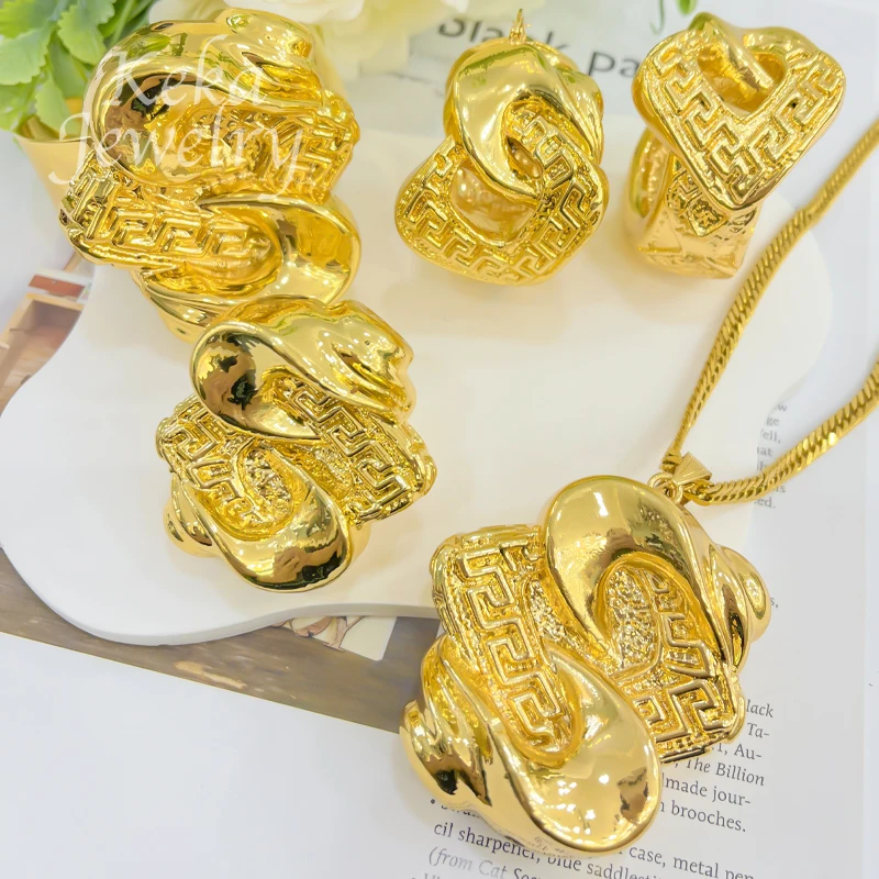 

Luxury Italy 18K Gold Plated Jewelry Set for Women Geometric 4pcs Necklace Earring Adjustable Bracelet Ring Wedding Accessories