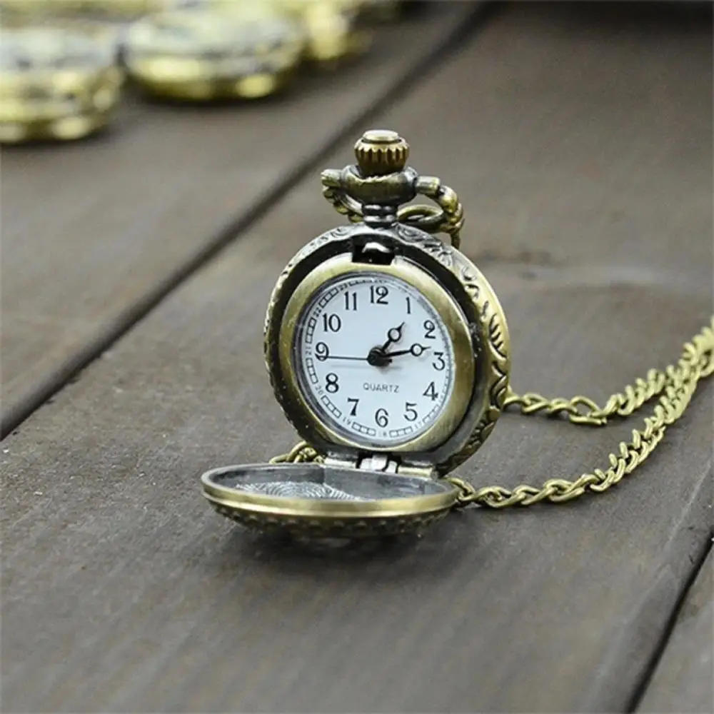 

Vintage Pocket Watch Retro 2017 pocket watch Steampunk Quartz Necklace Carving Pendant Chain Clock reloj de bolsillo New