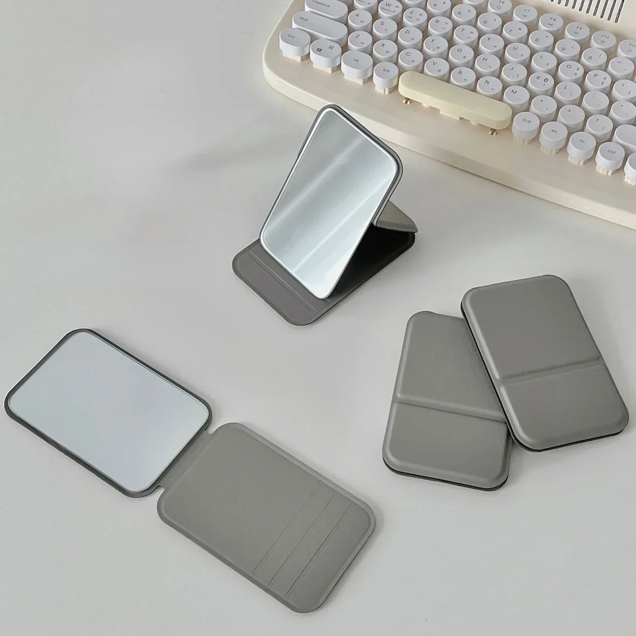 Desktop Makeup Mirror Solid Color PU Leather Simple Portable Handheld thumbnail 5