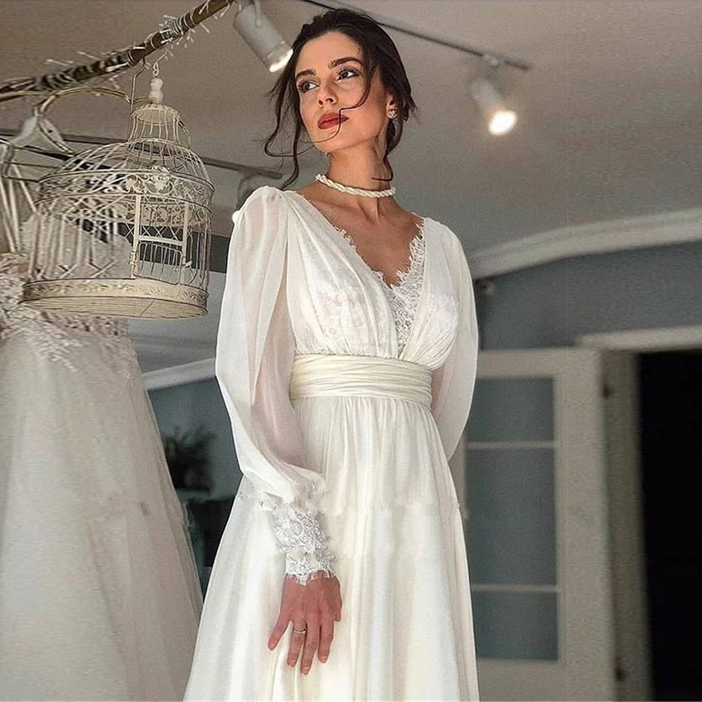 

TIXLEAR Vestidos De Novia Princess Wedding Dress 2023 Bohemian Lace Applique Bridal Gown Sexy V-neck Open Back Tulle Sweep Trian