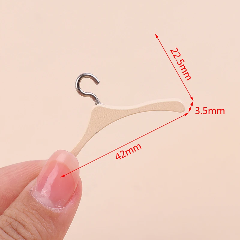 2Pcs/5Pcs 1:12 Dollhouse Miniture Coat Hanger Simulation Decoration Dolls Accessories Kids Pretend Play Toys 6