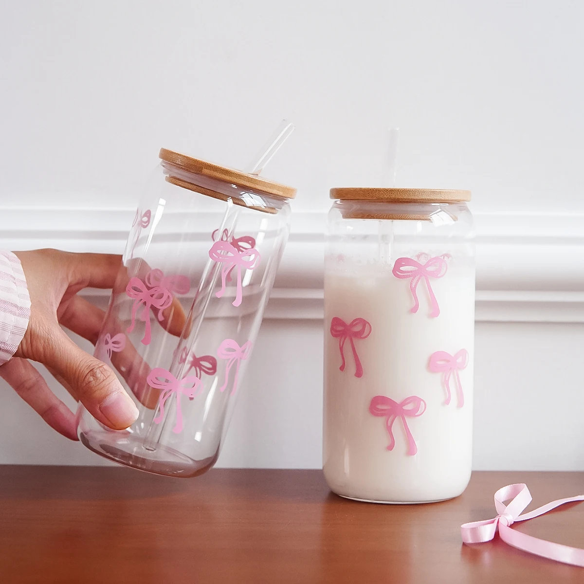 1/2/4/6Pcs Glass Bow Printed Glass Cup with Lid and Straw Exquisite High-End Bow Cup for Home Decoration Family Daily Drinking Cup Outdoor Picnic Cup Party Breakfast Milk Gift Giving