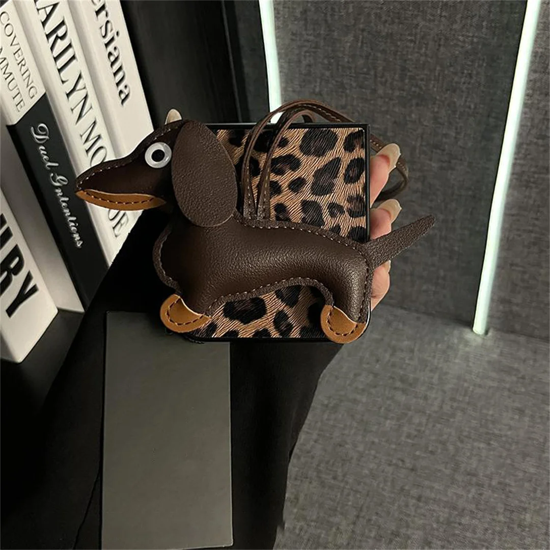 Luxury Leopard Print Portable Sausage Dog Phone Case Cover
