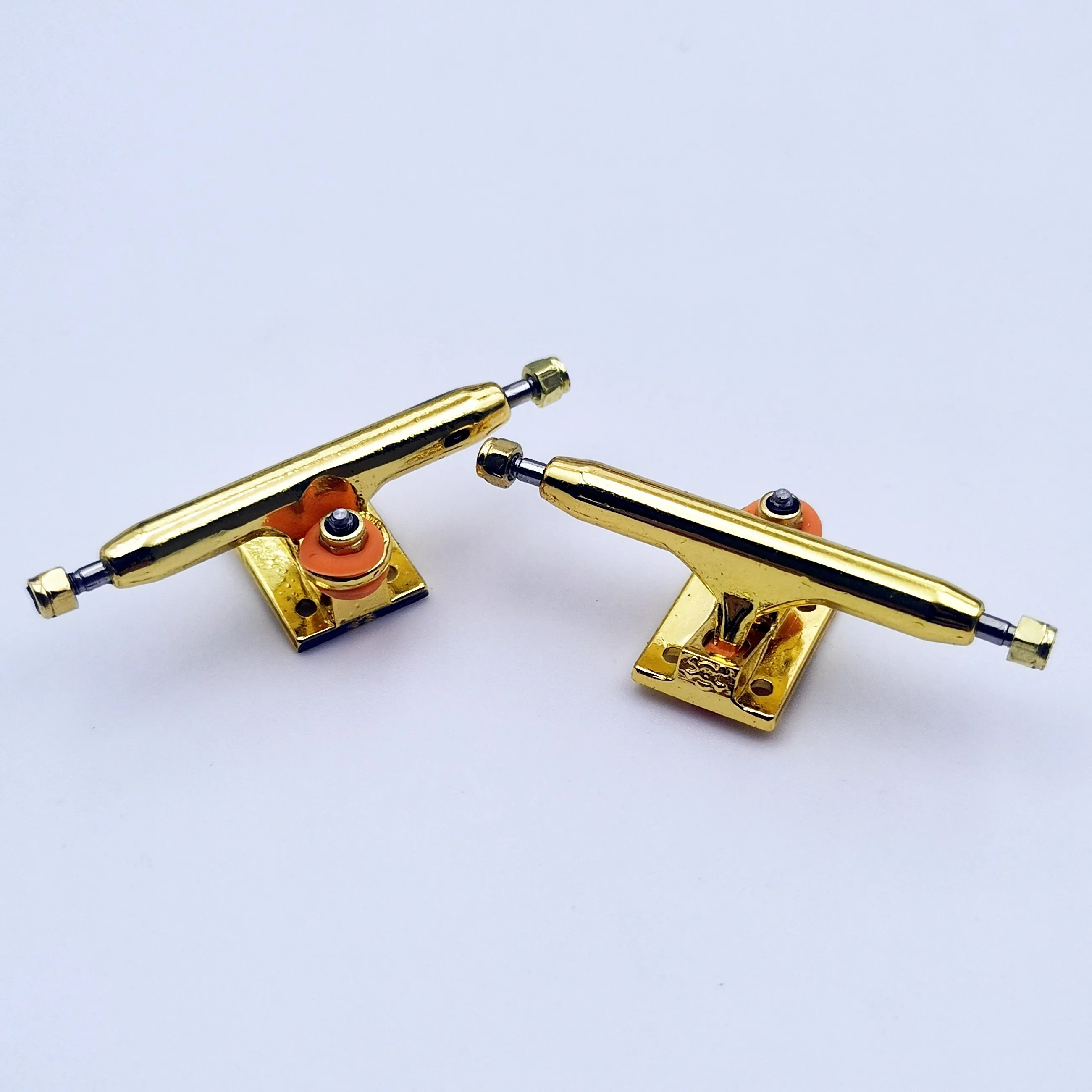 Professional Fingerboard Skateboard Truck, Precision-Engineered for Enhanced Performance