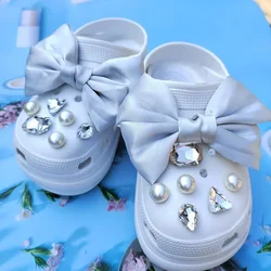 Hot sales shoes Charms For DIY Camellia Flower Pearl Diamond Bow Decoration Buckle For Shoe Accessories Party Girls Gift