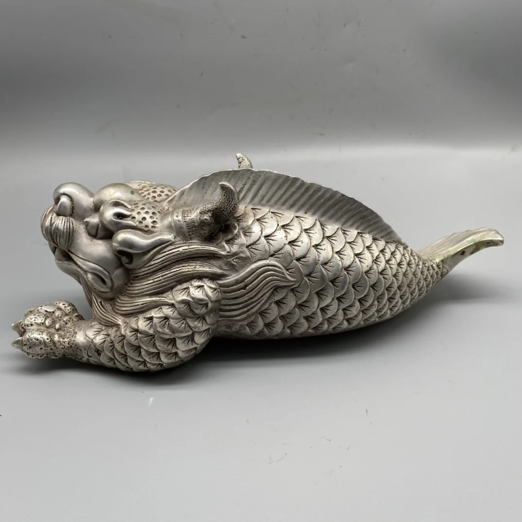 

Exquisite Antique White Bronze Pixiu Ornament