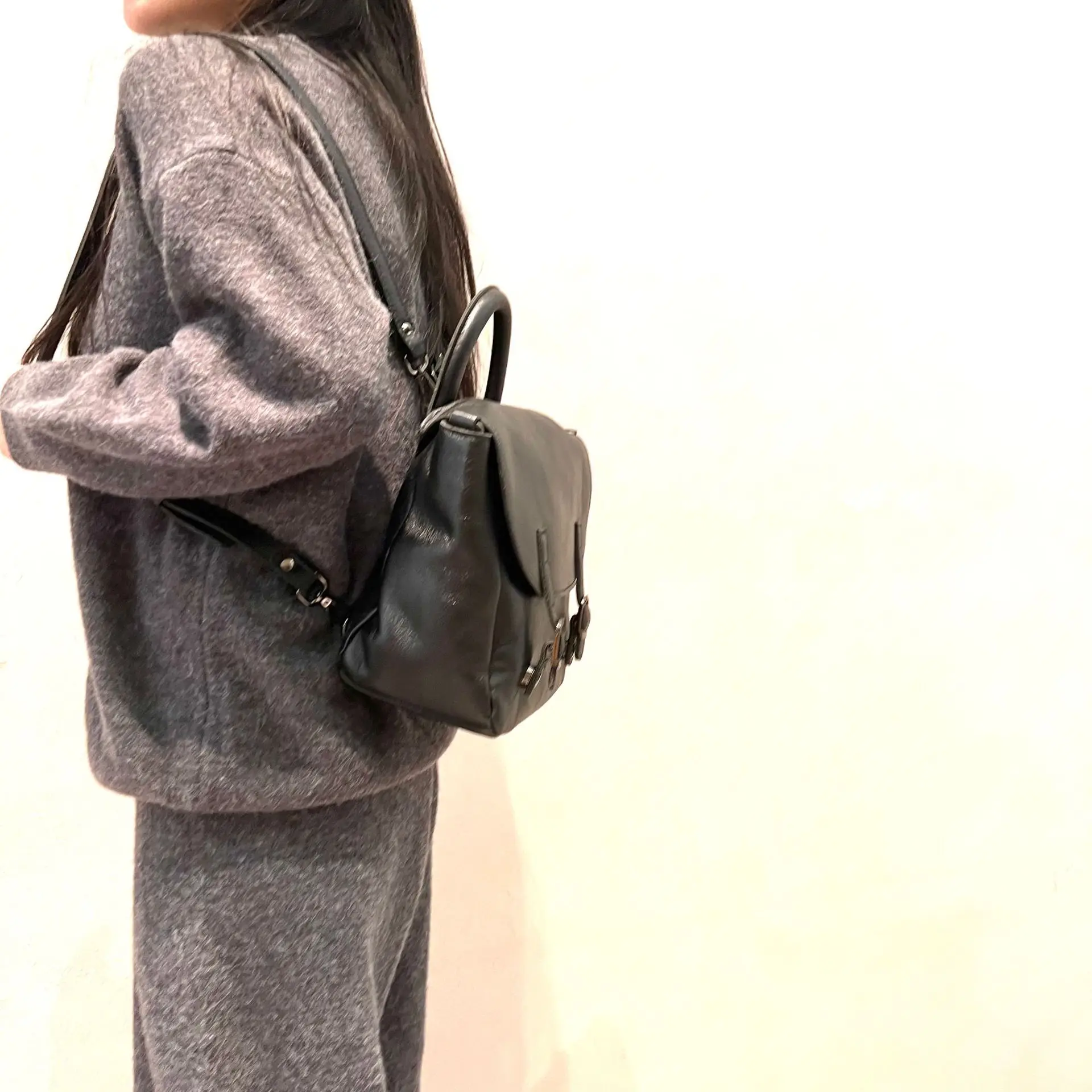 Leather Women's Bag Vintage Handmade First Layer Plant Tanned Cowhide Backpack Crossbody Bag Messenger Purses And Handbag