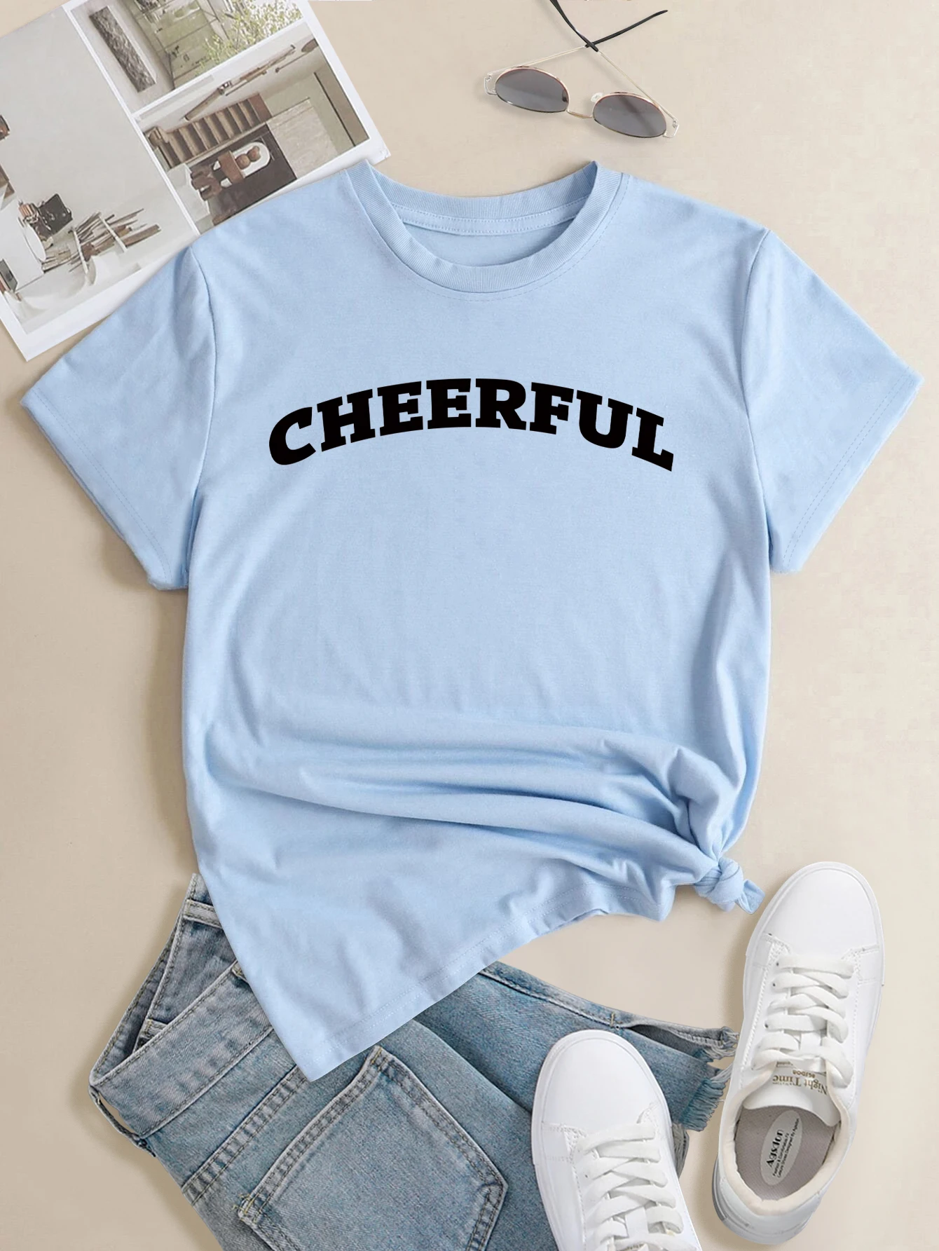 Camiseta de talla grande 'Cheerful', camiseta estampada con cuello redondo, camisetas casuales holgadas de manga corta de verano de moda para mujer, camisetas para mujer_voghion.com