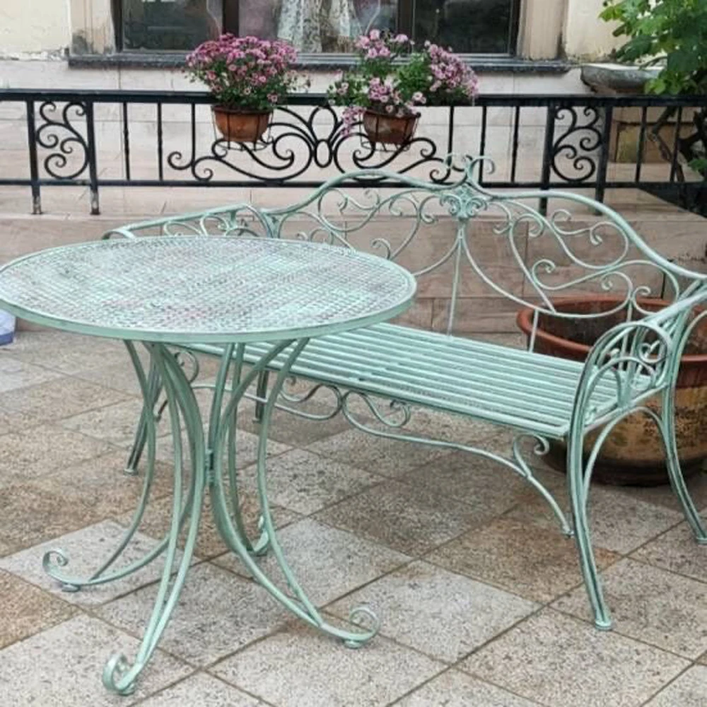 European American Iron Leisure Balcony Outdoor Table Chair Cafe Courtyard Coffee Table Small Round Garden Furniture Sets WKGF