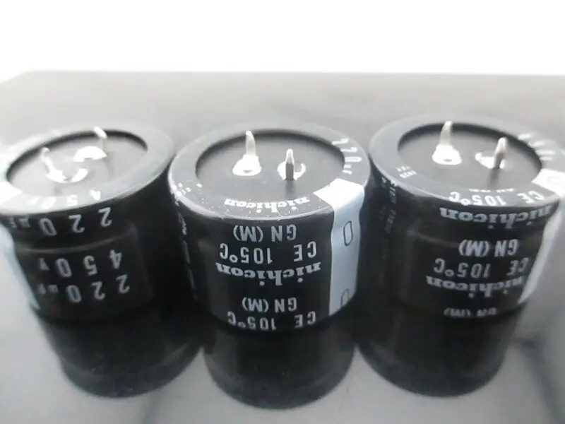 

Конденсатор Nichicon GN 450 МФУ, 220 В, 105 мкФ, 25 ~ ℃, 2 шт.