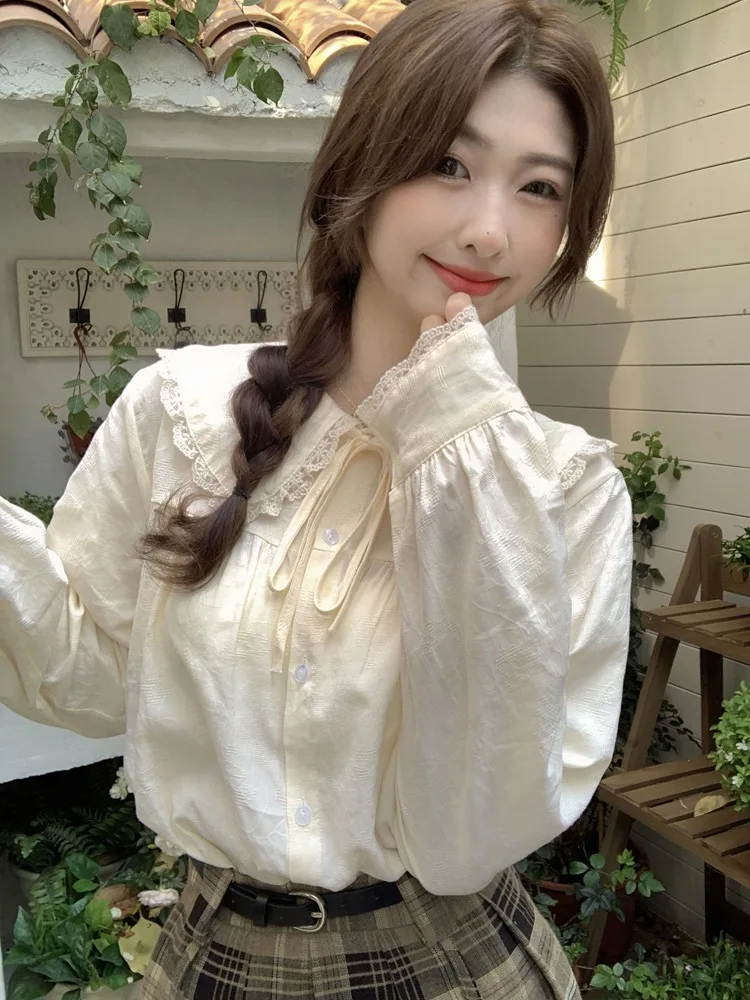 

Sweet Women Vintage Lolita Shirt Top Japan Cute Girl Long Lantern Sleeve Top Shirt Peter Pan Collar Vintage Blouse Lolita Tops