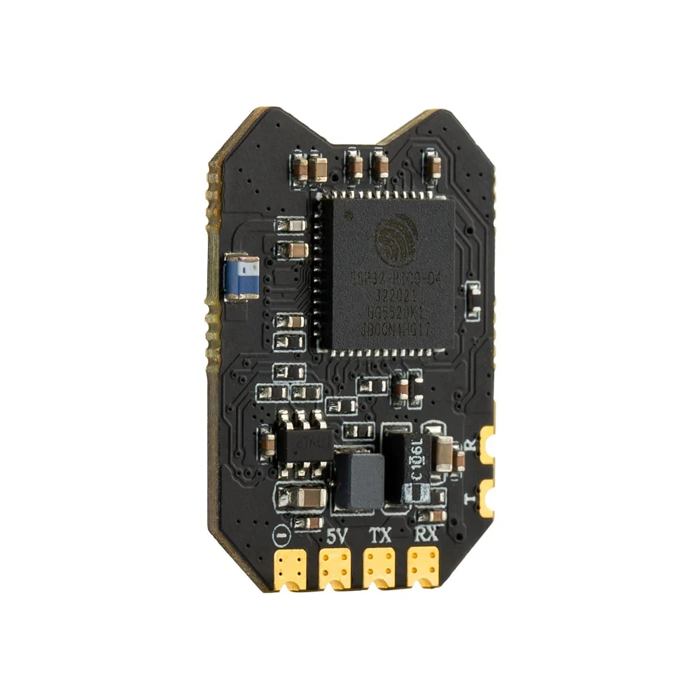Gros plan sur le boîtier du récepteur diversité RP4TD ExpressLRS 2.4GHz, mettant en évidence les ports et la qualité de fabrication.