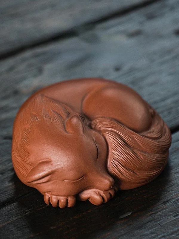 Tea Pets Little Fox Statue Ornament tea pet ornaments Home Tea Set Decoration Art Gift Handmade Sculpture Crafts Creative Purple Clay Fingertip
