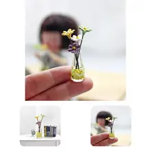 

Miniature Flower Vase Smooth Surface Compact Wear-resistance Doll House Flower Vase Mini Flower Vase for Home Decor