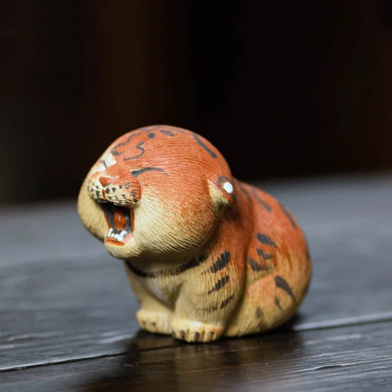 

1pc Mini Tiger Sculpture Stoneware Clay Statue Cute Animal Art Craft Home Ornament Room Tabletop Display Halloween Xmas Decor