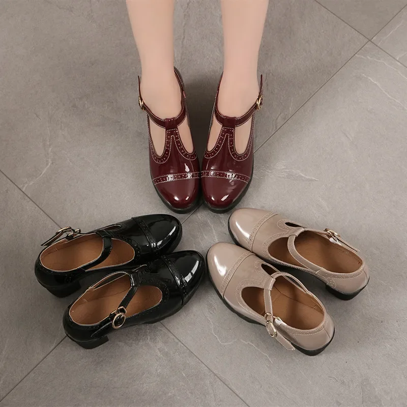 2024 New Spring Summer Wedge Thong Women Shoes British Style Buckle High Heels New Thick-soled College Style Women Casual Shoes