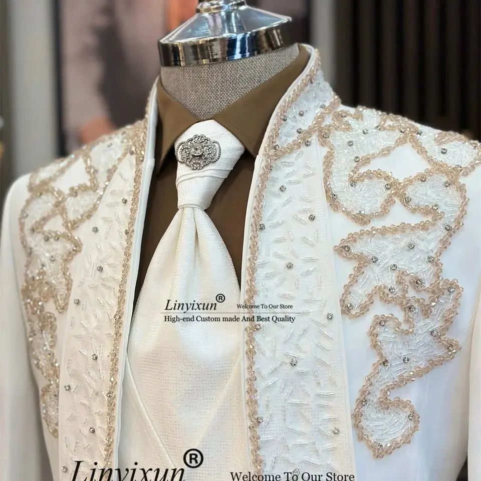 Luxury Beaded Men Suits Slim Fit White Wedding Groom Tuxedos Business Male Prom Party Blazers Customized vestidos de novia 2