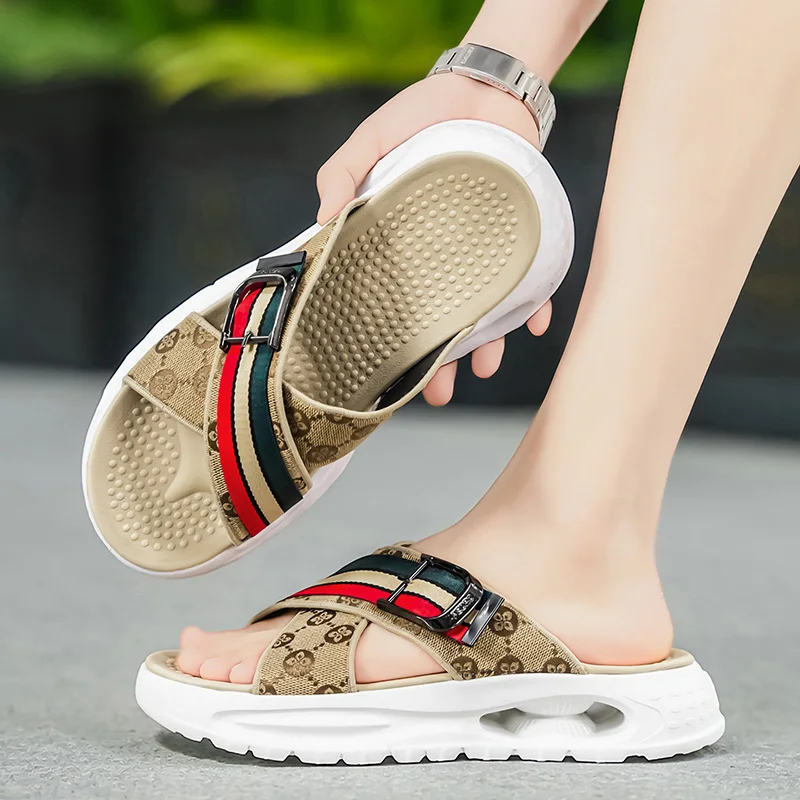 Men's slides casual one-strap slippers summer new breathable lightweight soft sole comfort outdoor beach Quick dry pool slippers