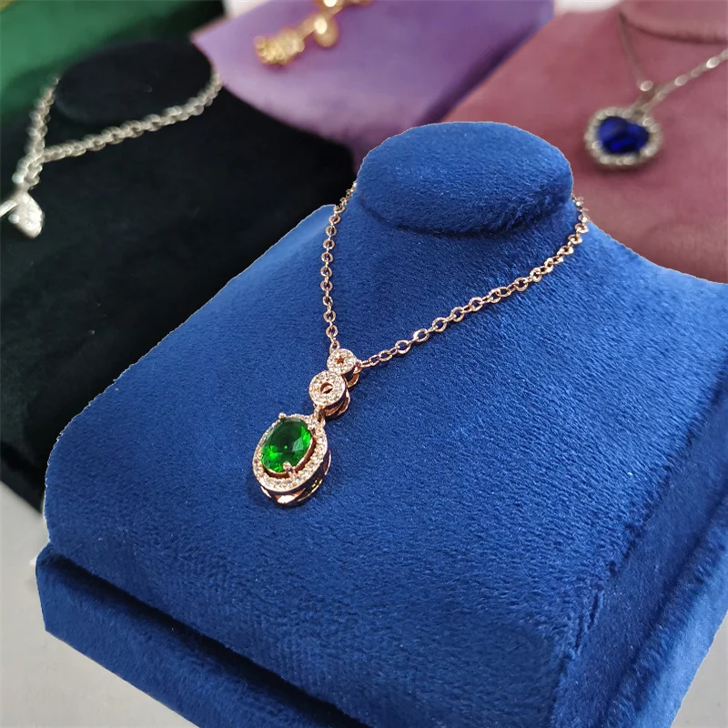 Mini Neck Portrait Model Jewelry Rack Pendant Necklace Showing Stand Jewelry Display Props for Jewelry Store Window Counter
