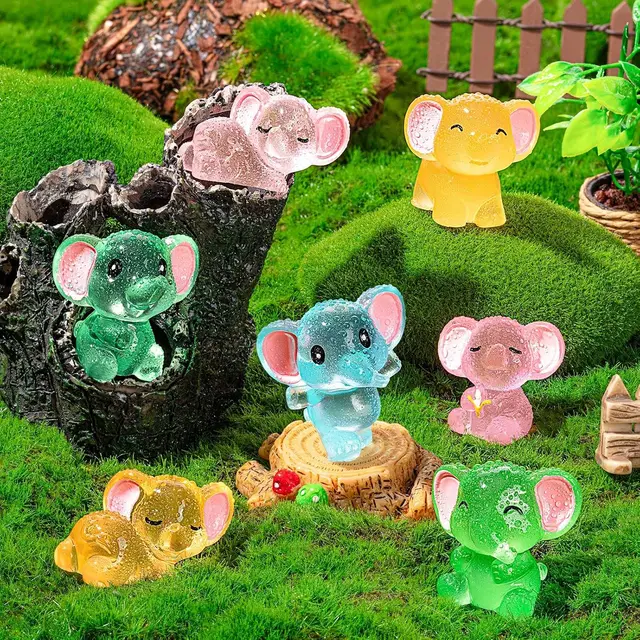 10pcs Luminous Mini Resin Elephant Glow in The Dark Tiny Elephant Figures for DIY Fairy Garden Container Potted Plant Decor