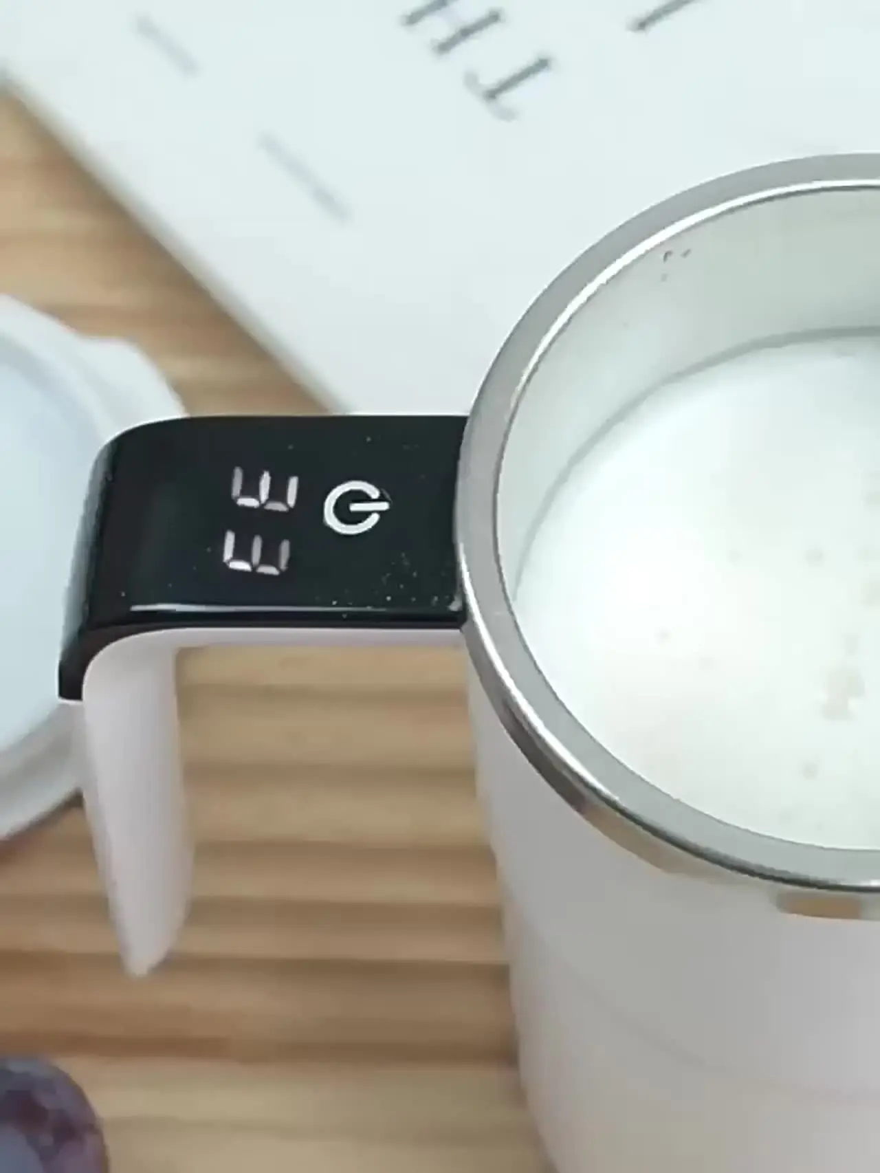 Tazza Elettrica Auto-Agitante 380 Ml In Acciaio Inox 304 - Ricaricabile USB-C Con Indicatore Di Temperatura