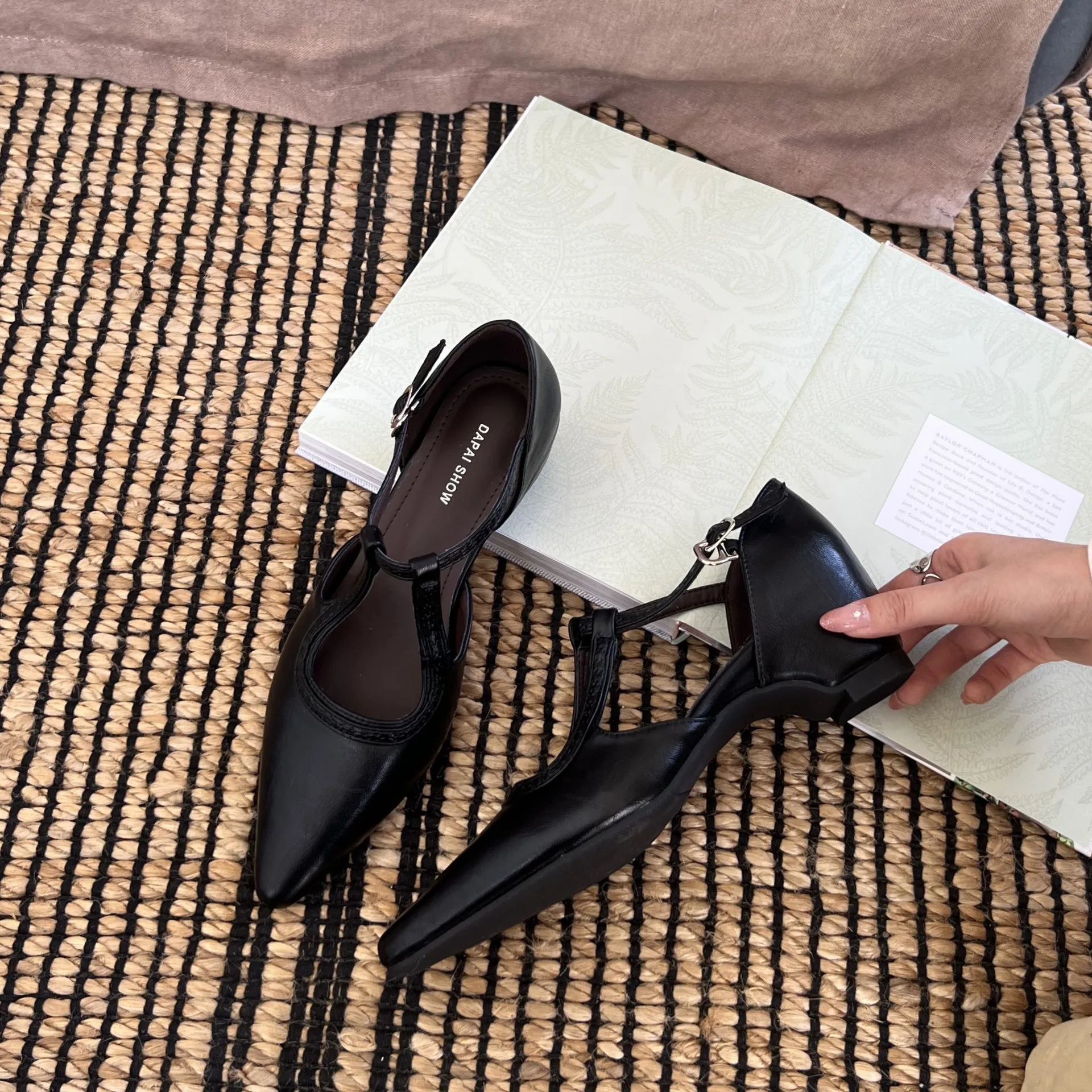 2026 Sommer Damen Sandalen aus Echtleder, sexy spitze Zehenpartie, T-Riemen, Party-Schuhe, High Heel Sommer Pumps, Hohlschuhe für Damen, Größen 34-40 – Detail 14