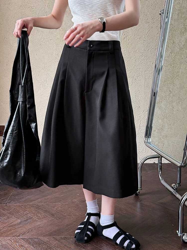 [EAM] High Waist Gray Brief Pleated Wide Leg Calf-Length Pants New Trousers Women Fashion Tide Spring Autumn 2026 1DJ0997