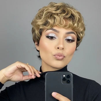 Peluca pixie corta rizada rubia ombré con flequillo de cabello humano 1