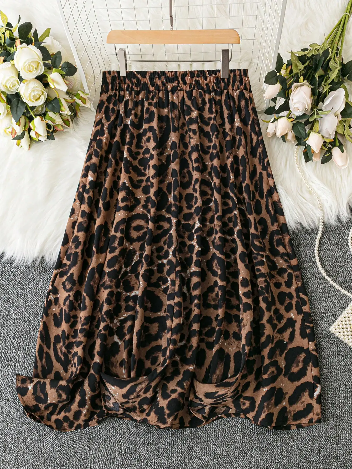

Finjani Plus Size Casual Skirt, Women's Plus Leopard Print Elastic Slight Stretch Midi Skirt
