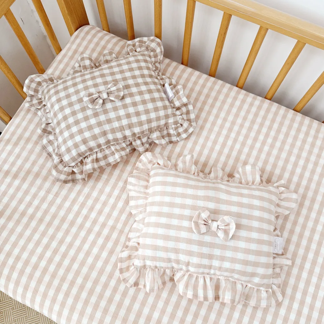 Fashion Baby Soothing Pillow with Bowknot Ruffles Cotton Breathable Soft Newborn Baby Pillow Comfortable Newborn Sleeping 2