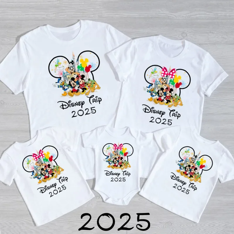 Disney Trip 2025 Family Matching Shirts Funny Mickey Minnie Tshirts Look Dad Mom Kids Tees Top First Disneyland Vacation Outfits 3