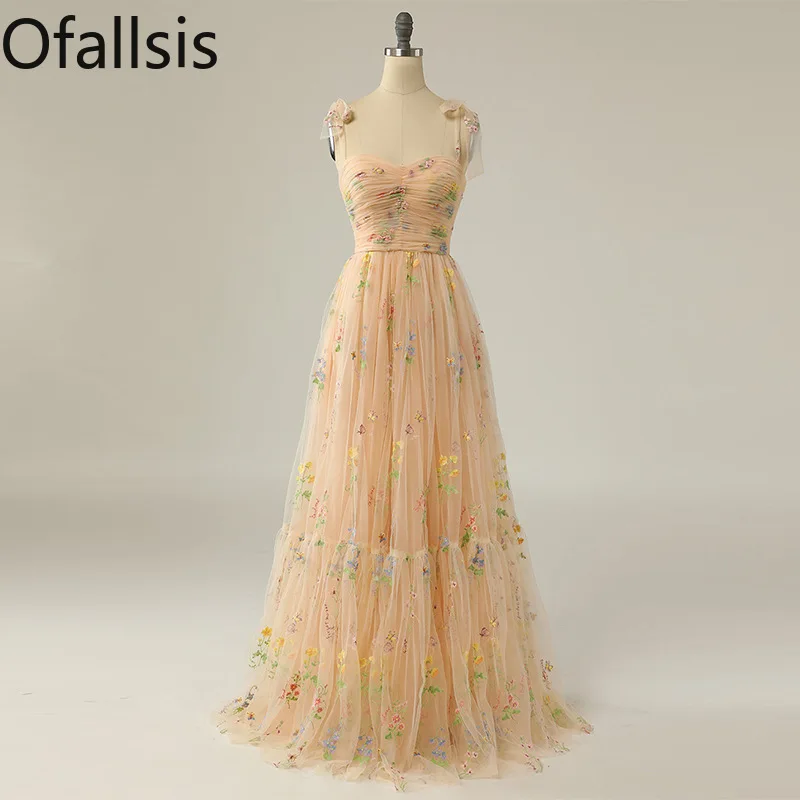 

Ofallsis Embroidery Evening Dress 2024 Summer New Daily Wearable Travel Photography Long Hanging Strap Fragmented Flower Dresses
