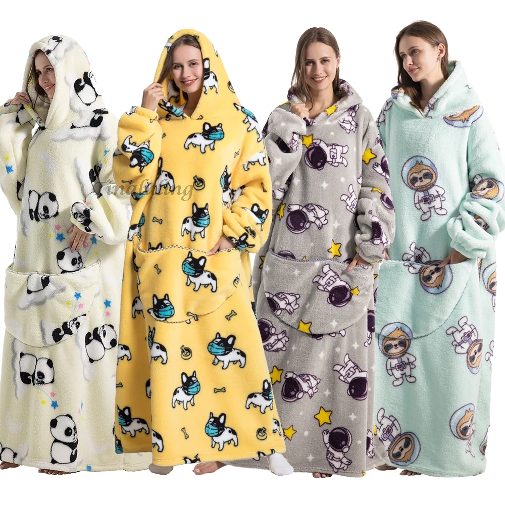 Winter Warm Flannel Teenager Women Men Bathrobe Wearable TV Blankets Super Long Sherpa Kids Robes Family Look Clothes Pajamas