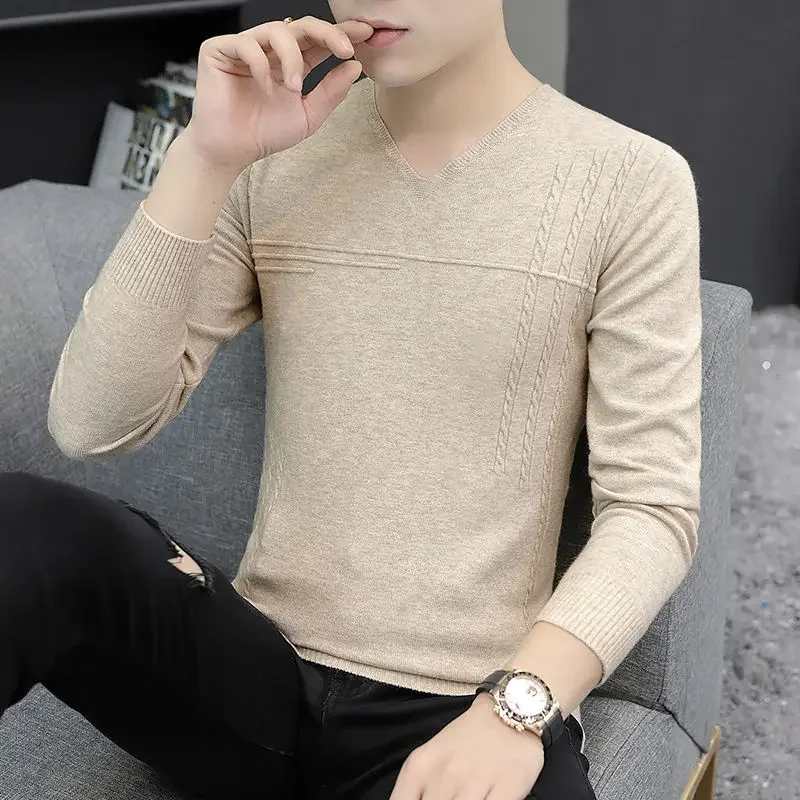 thumbnail image 1 of Suéteres sin capucha con cuello en V para hombre, ropa de punto, suéteres negros para hombre, estilo de negocios, holgados, divertidos, moda urbana, tendencia 2024, cigarrillos, 1 of 5