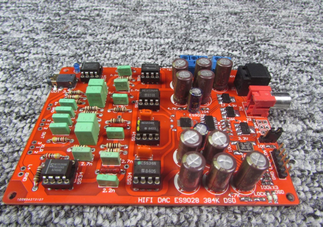 

ES9028Q2M I2S coaxial optical fiber input decoder board mill board DAC DSD balanced output