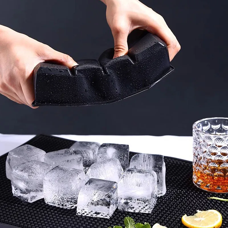 Gvolatee Stampo Silicone Cubetti Ghiaccio, 4 Pezzi con Coperchio per Salvaspazio e Impilabile