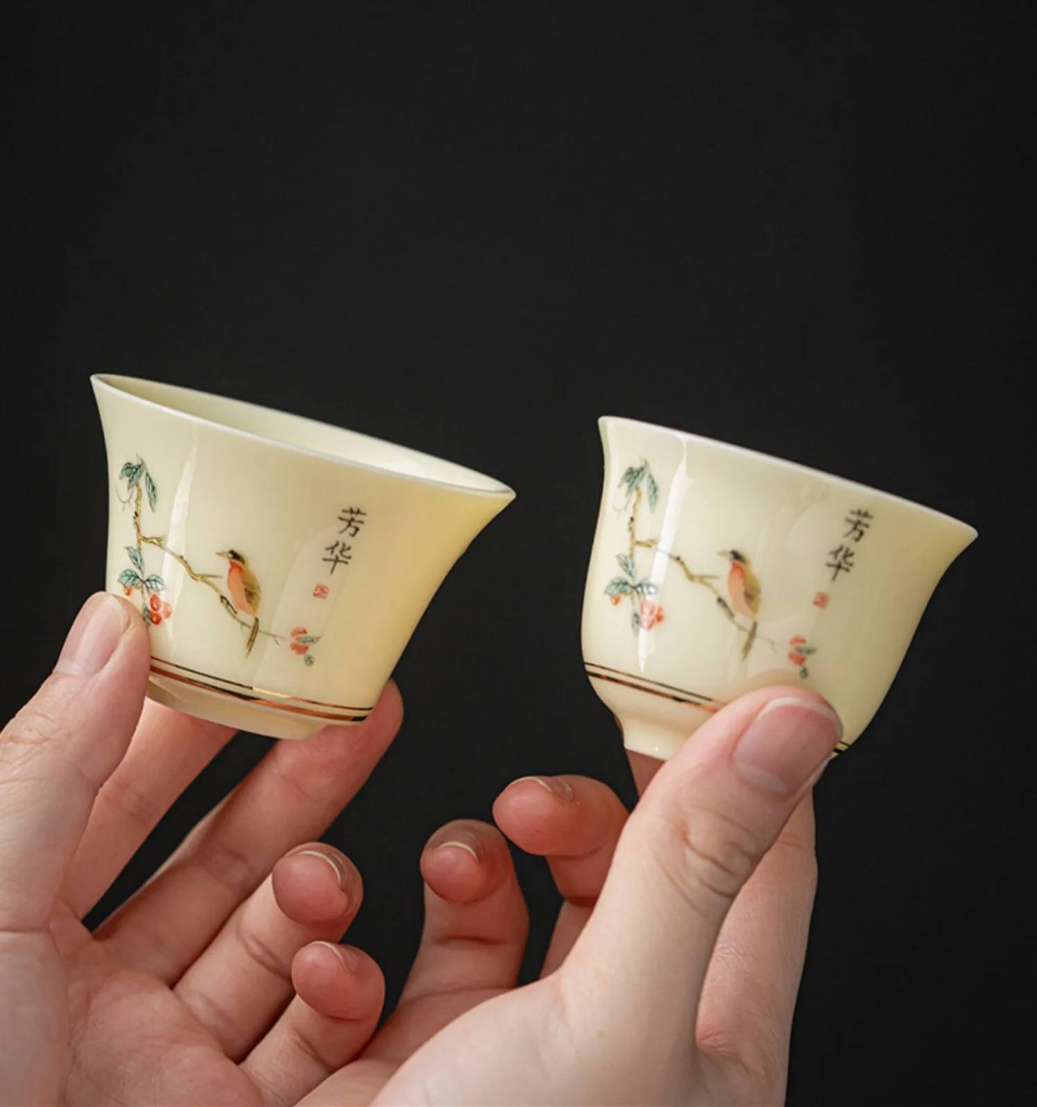 Description Picture 2 of item1 Pc Chinese Ceramic Tea Cup Handmade Flower and Bird Pattern Teacup Porcelain Tea Bowl Travel Master Cup Household Teaware