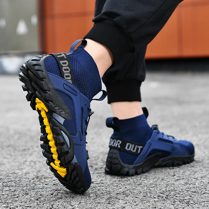 Men Aqua Shoes Quick Dry Slip On Hiking Upstream Wading Non-slip Mesh Breathable Water Sneakers High Top Climbing Footwear water shoes aqua shoes